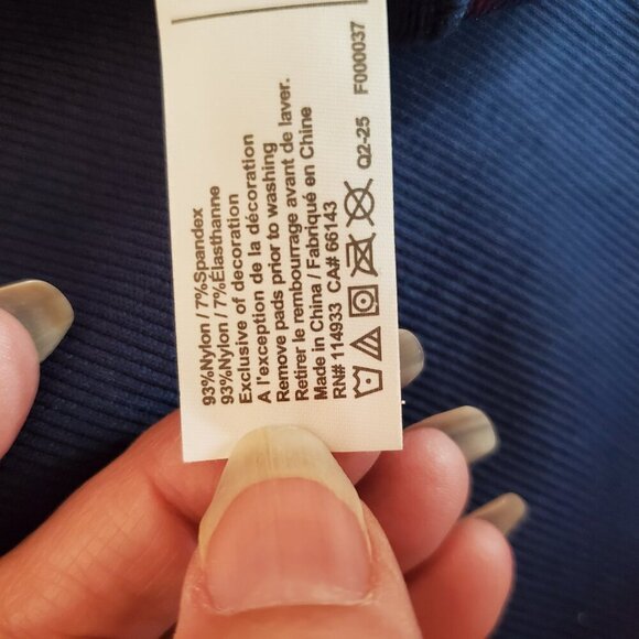 NWT NEW BALANCE Women's Sports Bra & Gym Shorts Set Navy Blue & Red NB - Picture 4 of 6